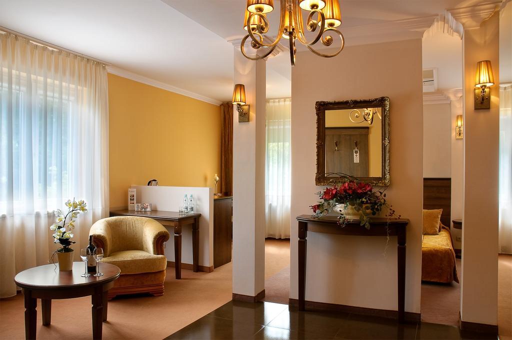 Hotel Aleksander Włocławek Dış mekan fotoğraf