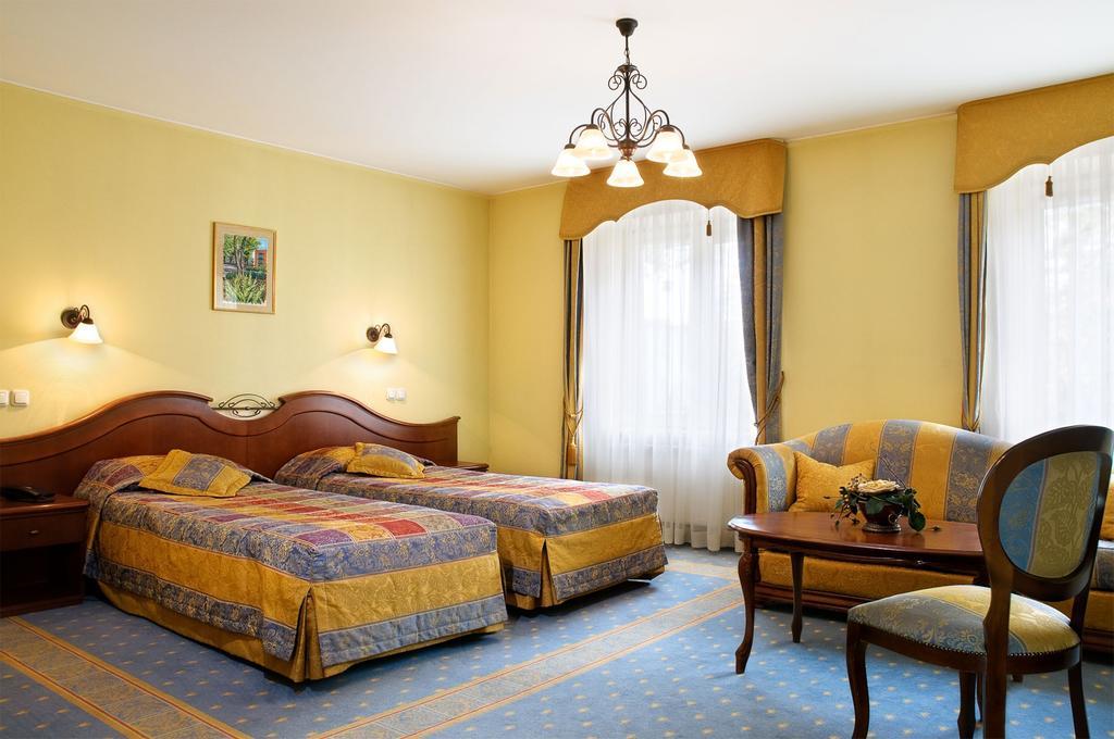 Hotel Aleksander Włocławek Dış mekan fotoğraf
