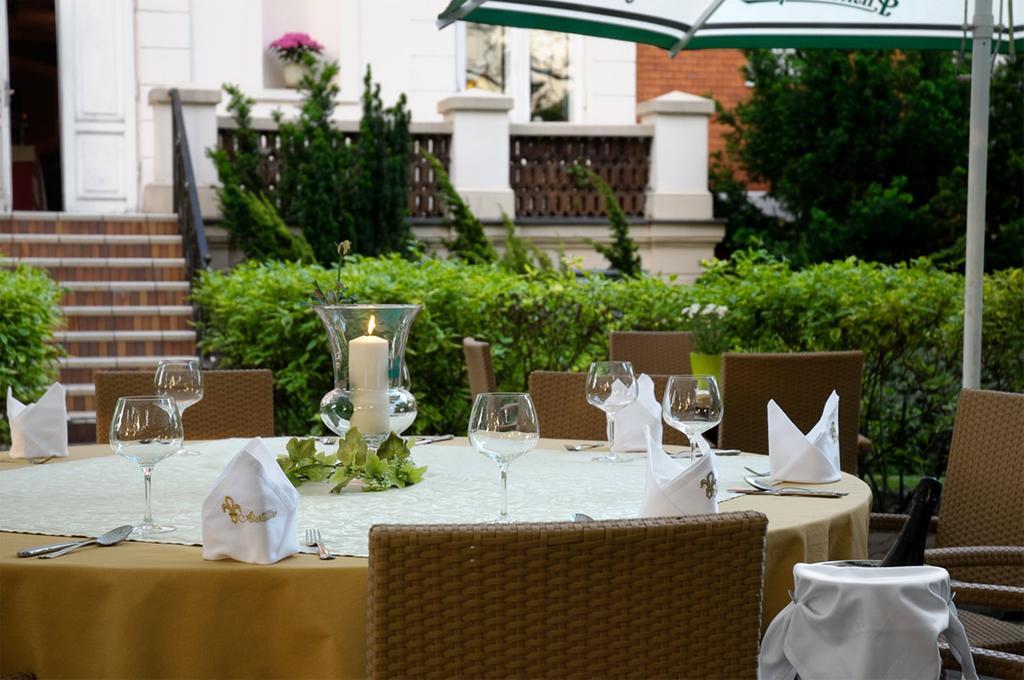 Hotel Aleksander Włocławek Dış mekan fotoğraf